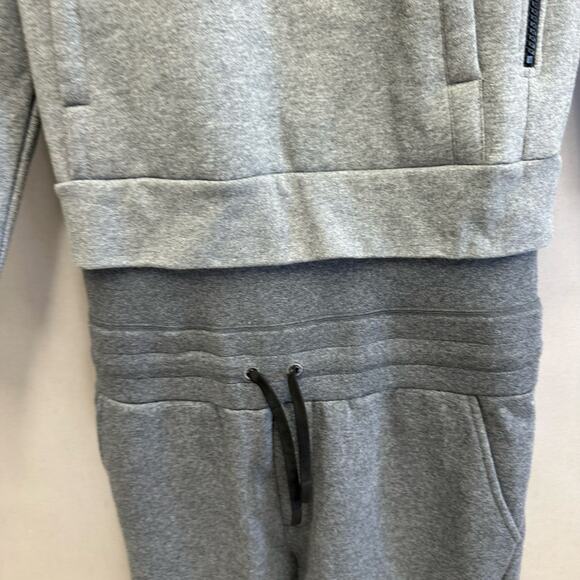 Tuxy Suit Men's Gray/Black Jumpsuit One Piece Hoodie Sweatsuit Size Large - Picture 16 of 16